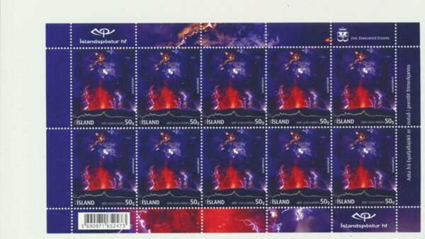 Iceland a full sheet  UM / NH Mint .