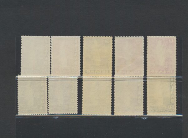 Geysir From 1938- 1947.  A full NH Mint set, with both Perforations. - Image 2